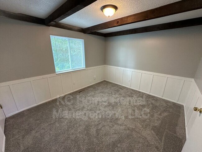 Building Photo - 8209 Webster Avenue