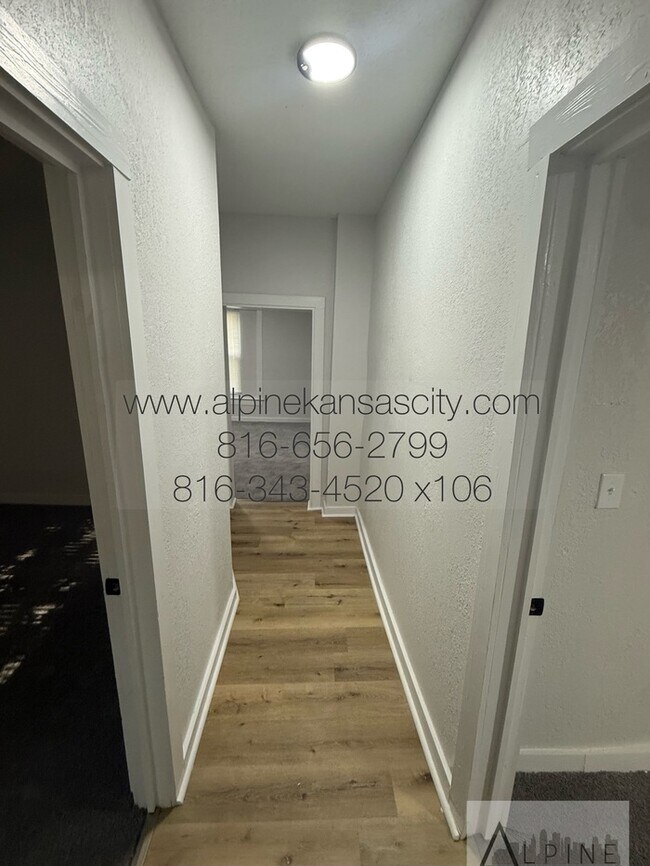 Building Photo - Northland Bungalow in Staley SD Available Now