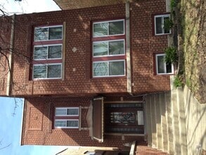 Building Photo - 4037 N Long Ave