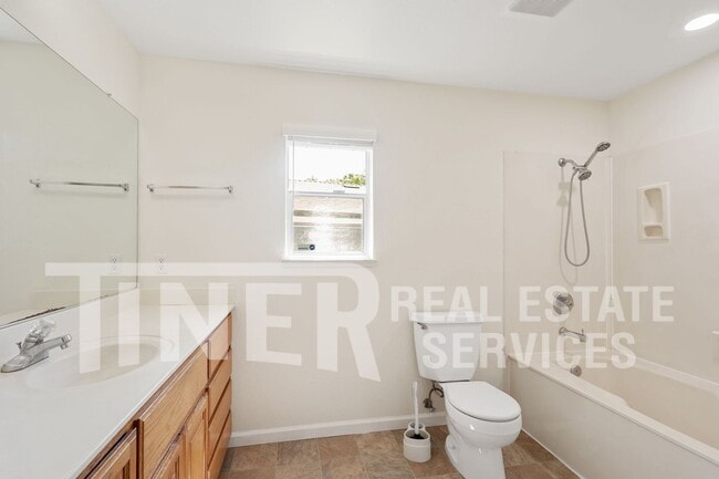 Building Photo - 1812 Mercury Way