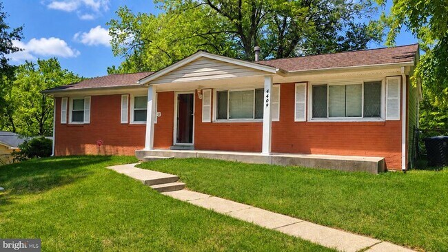 Building Photo - 4409 Bishopmill Dr