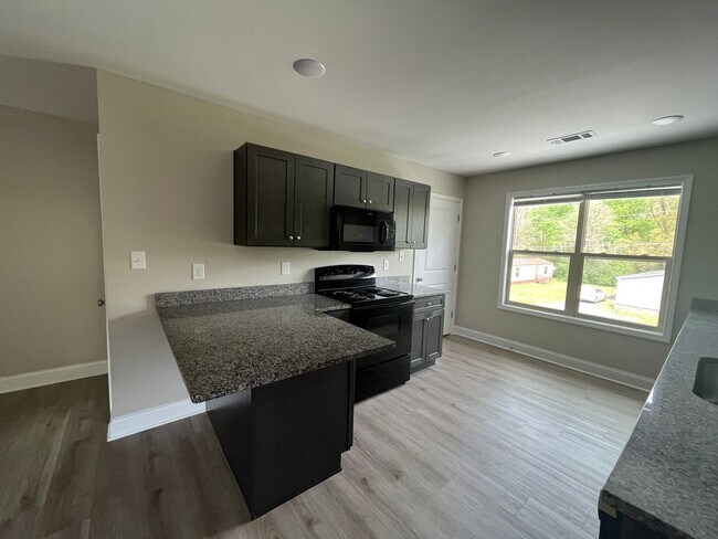 Building Photo - 815/817 Ellis St