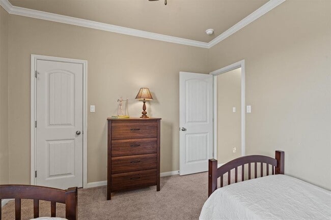 Building Photo - 3517 Shellcastle Ln