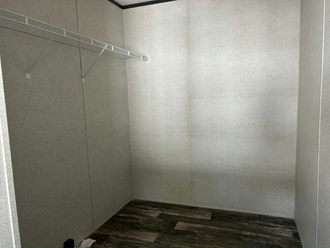 Building Photo - 14263 Isoba Ct