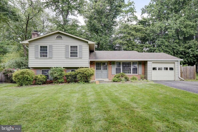 Building Photo - 8521 Tysons Ct