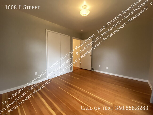 Building Photo - 1608 E St