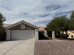 Building Photo - 10816 Clear Meadows Dr
