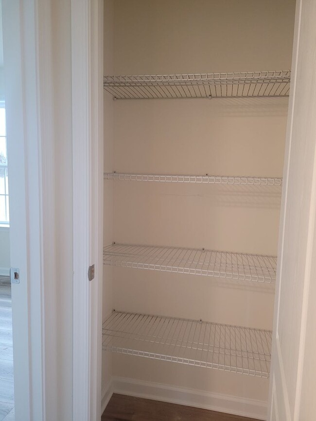 Building Photo - New 2 bedroom home!