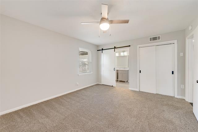 Building Photo - 4923 Haywood Pkwy