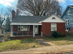 Building Photo - 153 Bost St