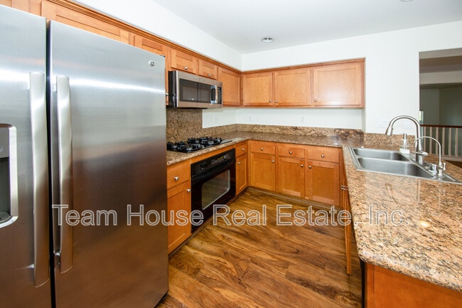 Building Photo - 27007 Edgewater Lnr