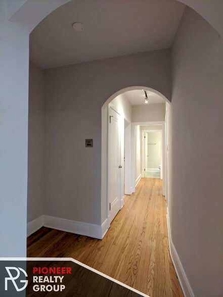 Building Photo - 2317 N Rockwell St