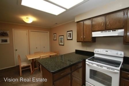 Building Photo - 258 W Garden Park Dr