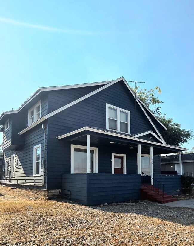 Building Photo - 124 N Buchanan Ave
