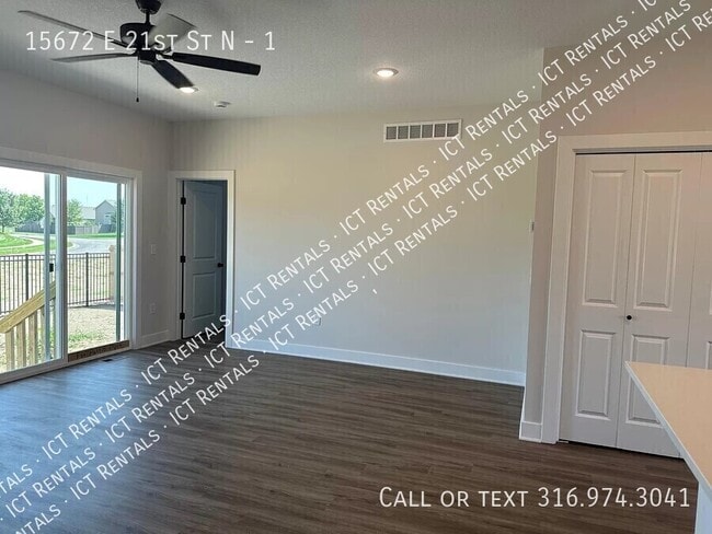 Building Photo - 15672 E 21st St N