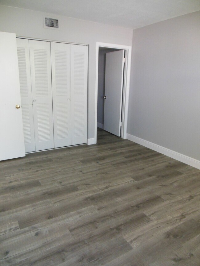 Building Photo - TWO BEDROOM TWO BATHROOM! WATERFRONT COMMUNITY