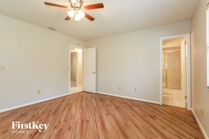 Building Photo - 12122 Cheyenne Trail