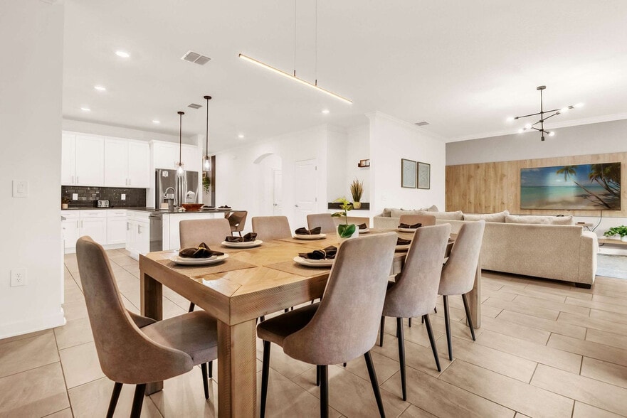 Building Photo - 4330 Rhyme St