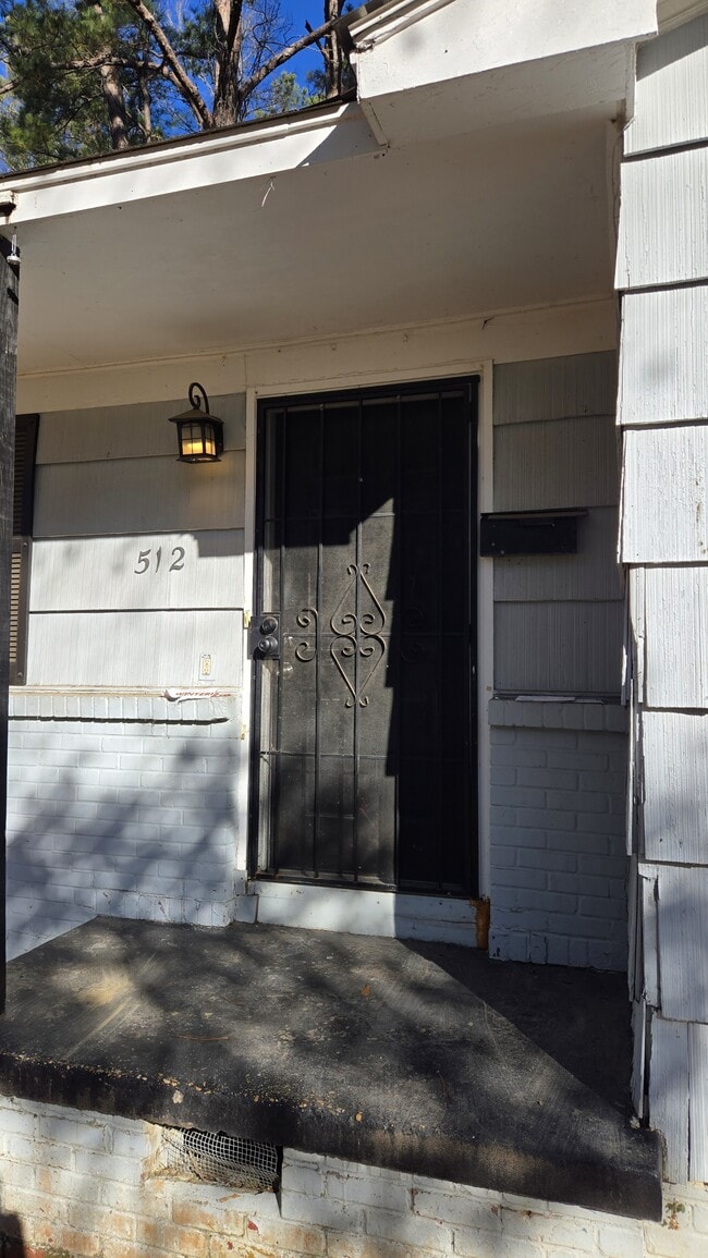 Building Photo - 512 Woodward Ave