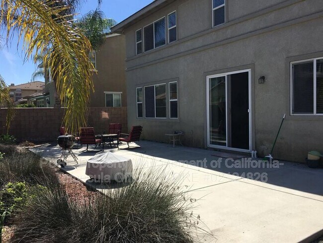 Building Photo - 45524 Manatee Way