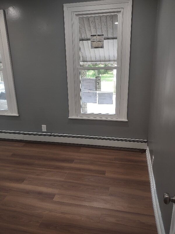 Building Photo - 319 2nd St