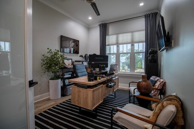 Building Photo - 154 Caraway Dr