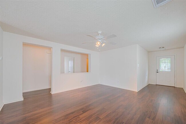 Building Photo - 3514 Garrison Run Dr