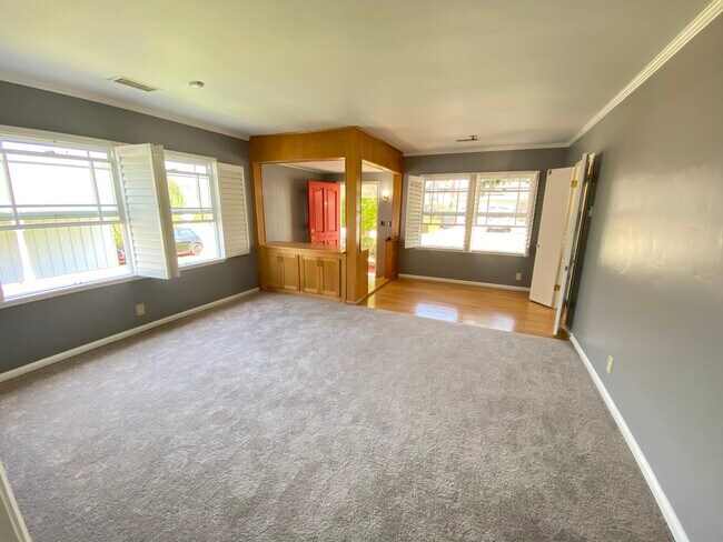 Building Photo - 3521 Pacific Ave