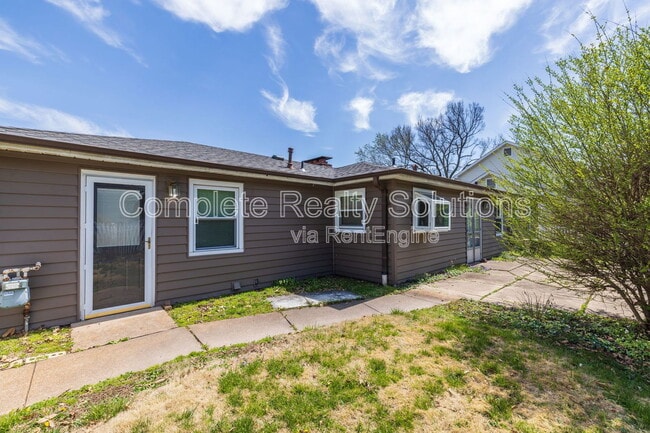 Building Photo - 1503 Wexford Ave