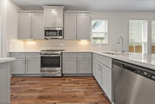 Building Photo - 10838 Downy Cup Dr