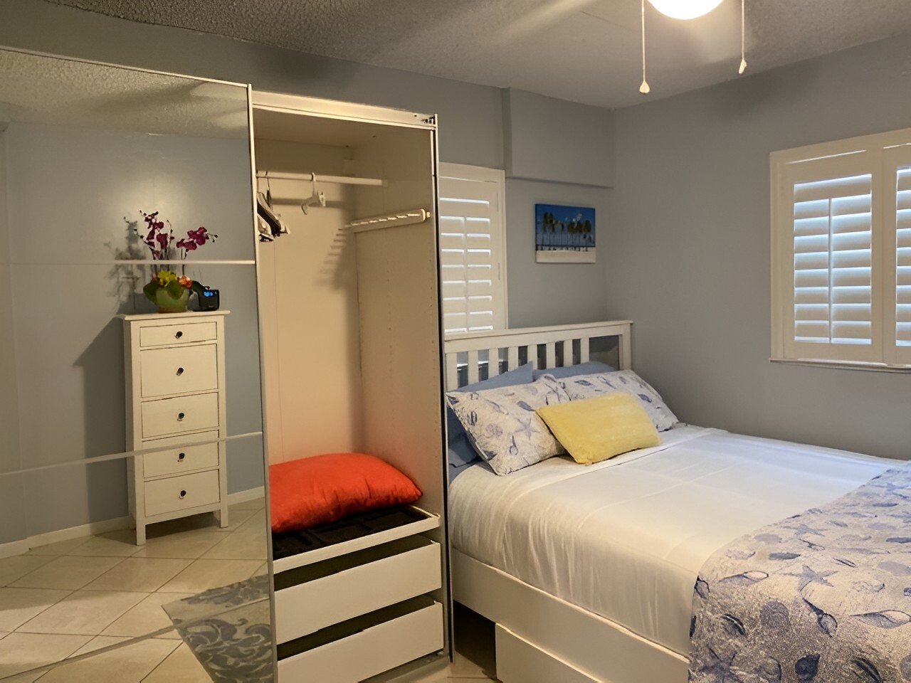 2nd Bedroom - 117 NW 47th Ter