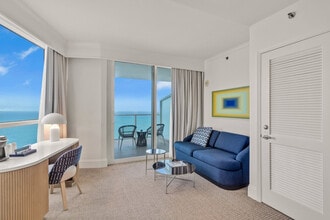 Building Photo - 4401 Collins Ave