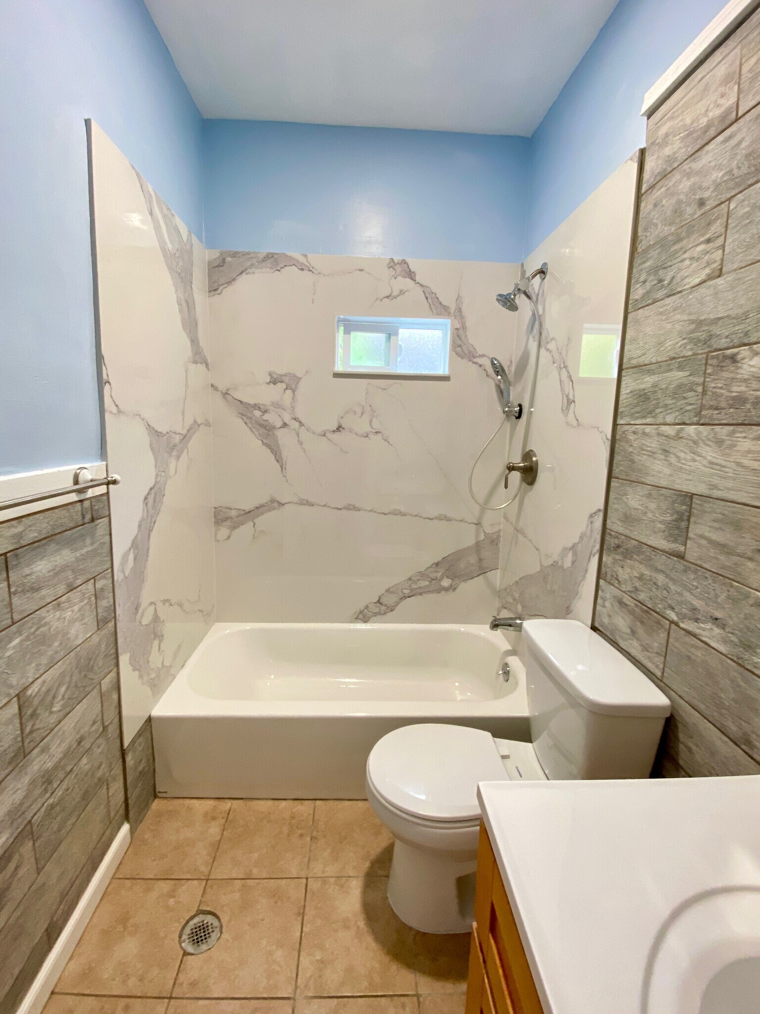 Building Photo - 2151 Russell St