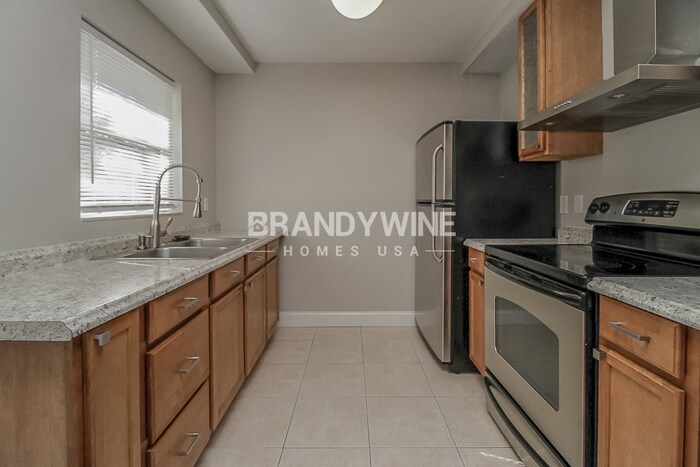 Building Photo - 1423 N Tremain St