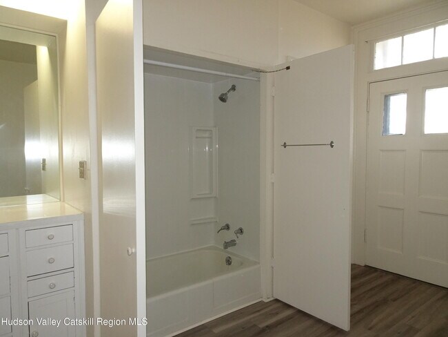 Building Photo - 549 NY-23B