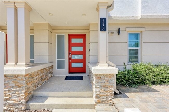 Building Photo - 137 St Francis St