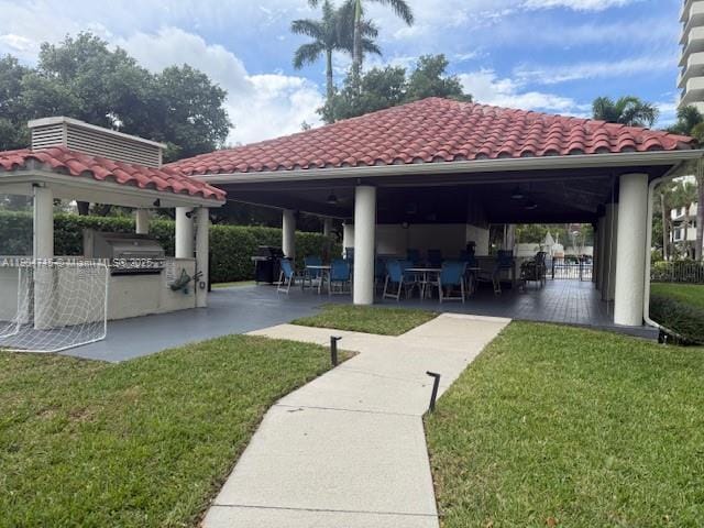 Building Photo - 3200 Port Royale Dr N