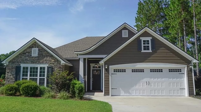 Primary Photo - Luxury Living in Valdosta: Elegant 4BR/2BA...