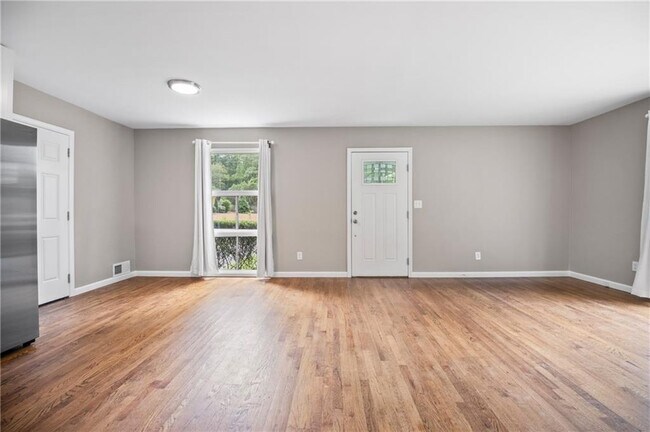 Building Photo - 2179 Beech Valley Dr