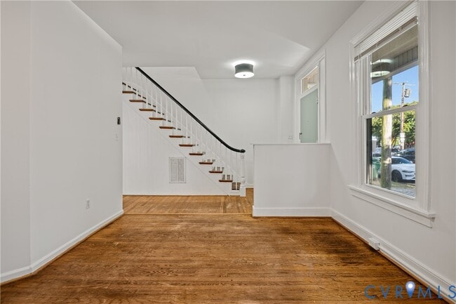 Building Photo - 612 Idlewood Ave