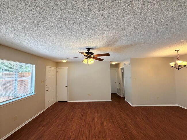 Building Photo - 12102 Arrowwood Dr