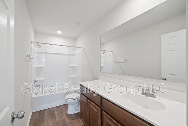 Building Photo - 535 Wild Olive Wy