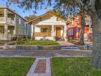 Building Photo - 419 E 3rd St