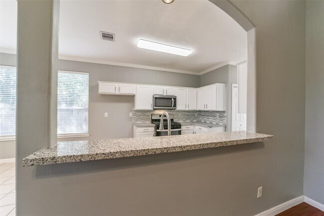 Building Photo - 440 Mystic Trail Loop