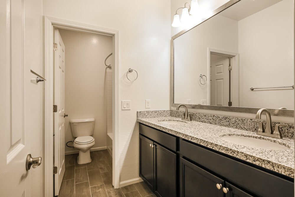 Building Photo - 12125 W Remuda Dr