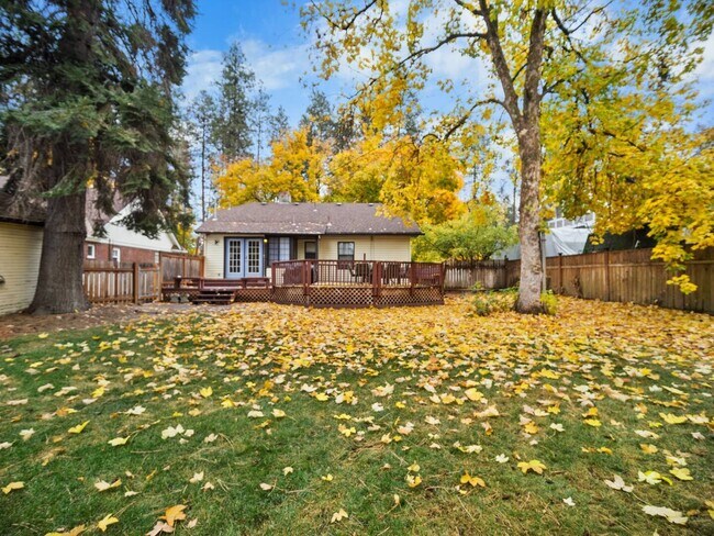 Building Photo - Charming 3-Bedroom Home in Downtown Spokane
