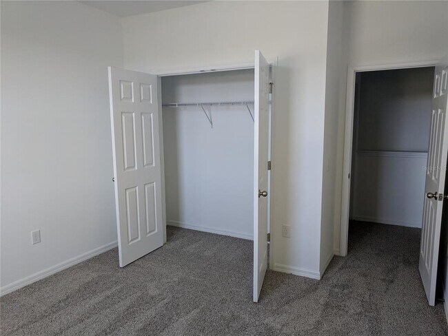 Building Photo - 15355 Willow Arbor Cir