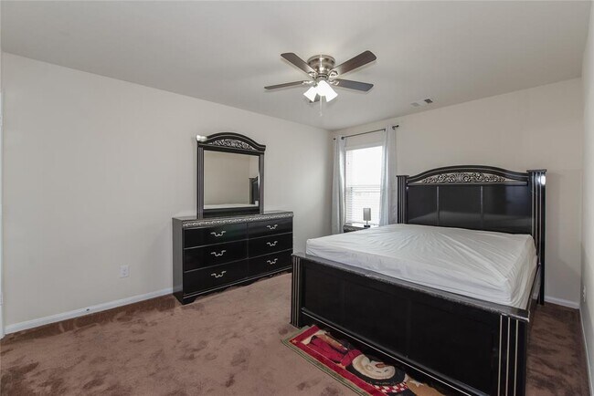 Building Photo - 2384 Elm Crossing Trail