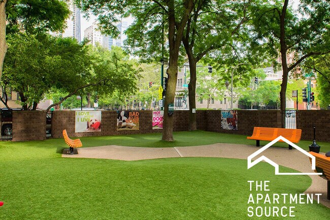 Building Photo - 1000 N La Salle Dr