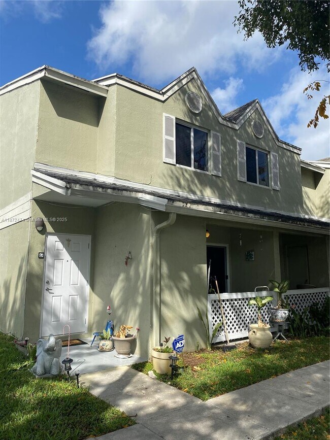 Building Photo - 17455 NW 67th Ct